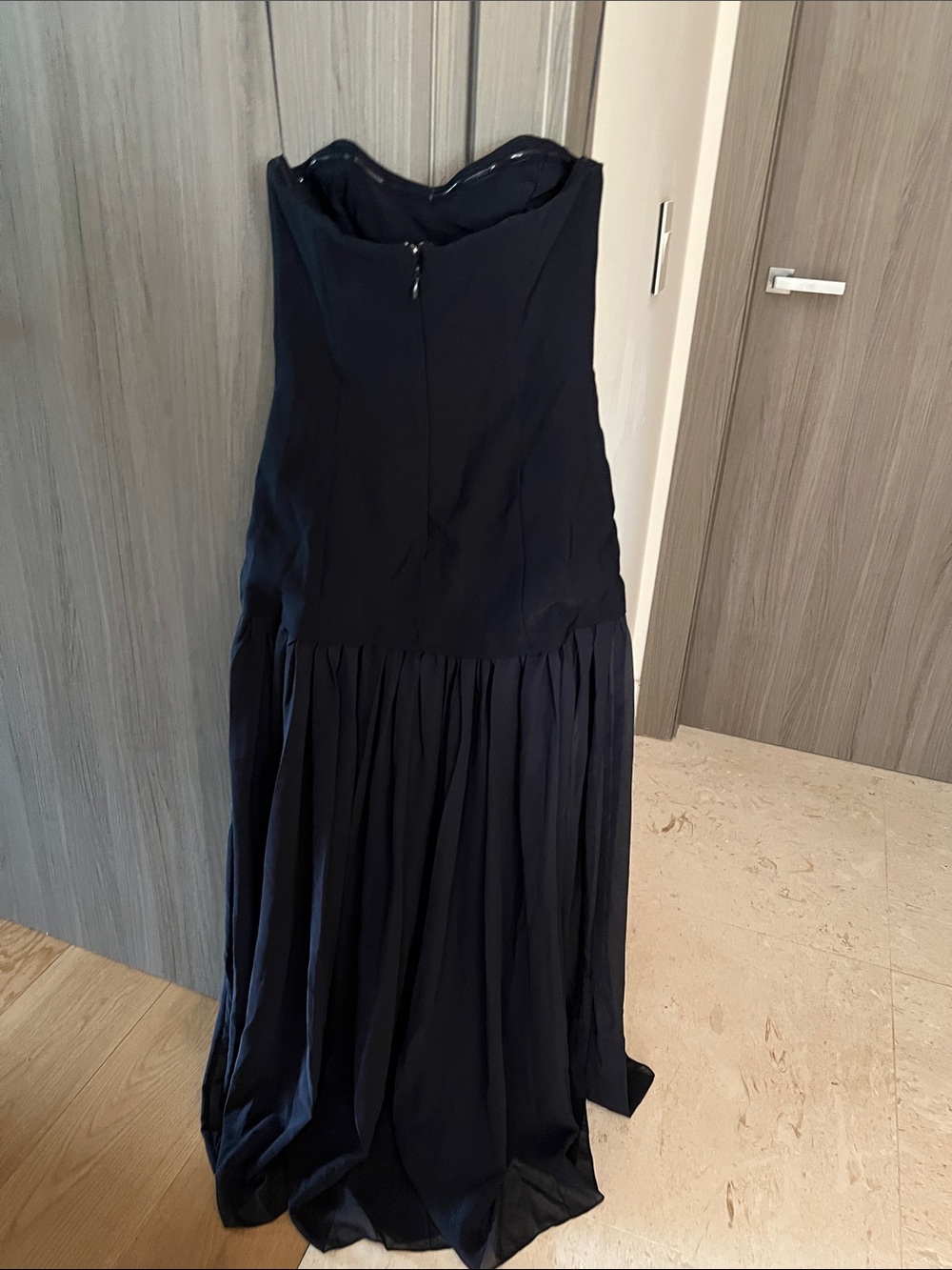 NWT REVOLVE Australia Showpo Joycelyn Navy Strapless Split Maxi Dress US 6 - Picture 9 of 11